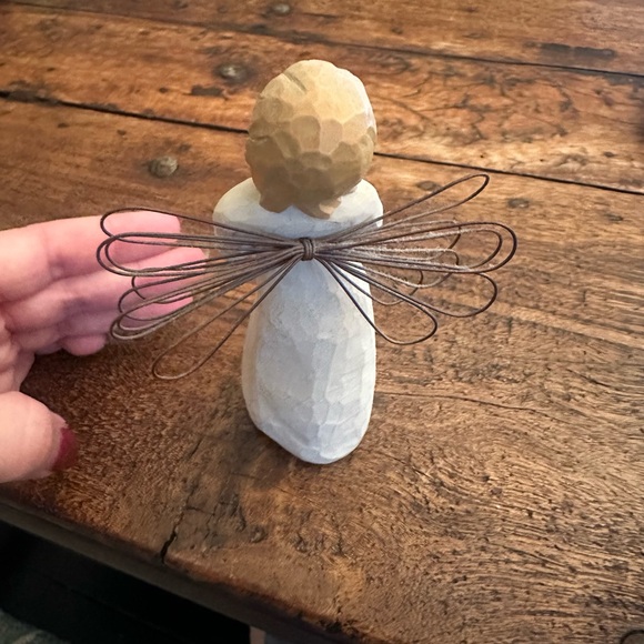 Willow Tree Angel of Remembrance - Picture 3 of 8